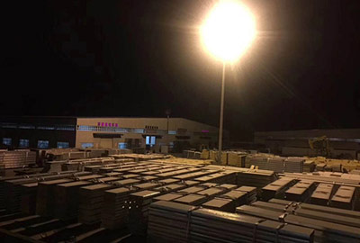 天未亮，我們已然在路上！